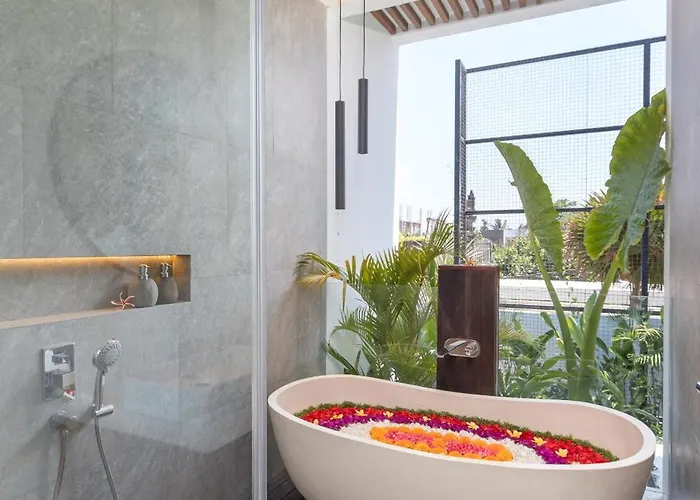 Botanika Estate Private Pool アパート