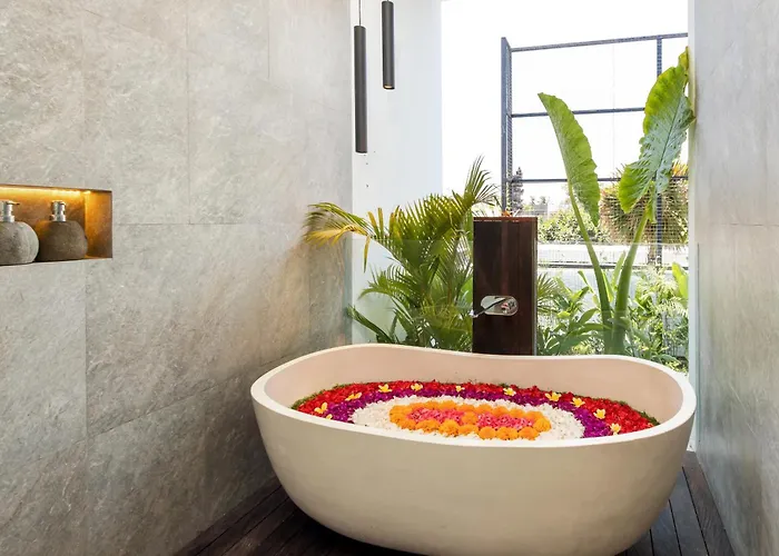 Botanika Estate Private Pool チャングー